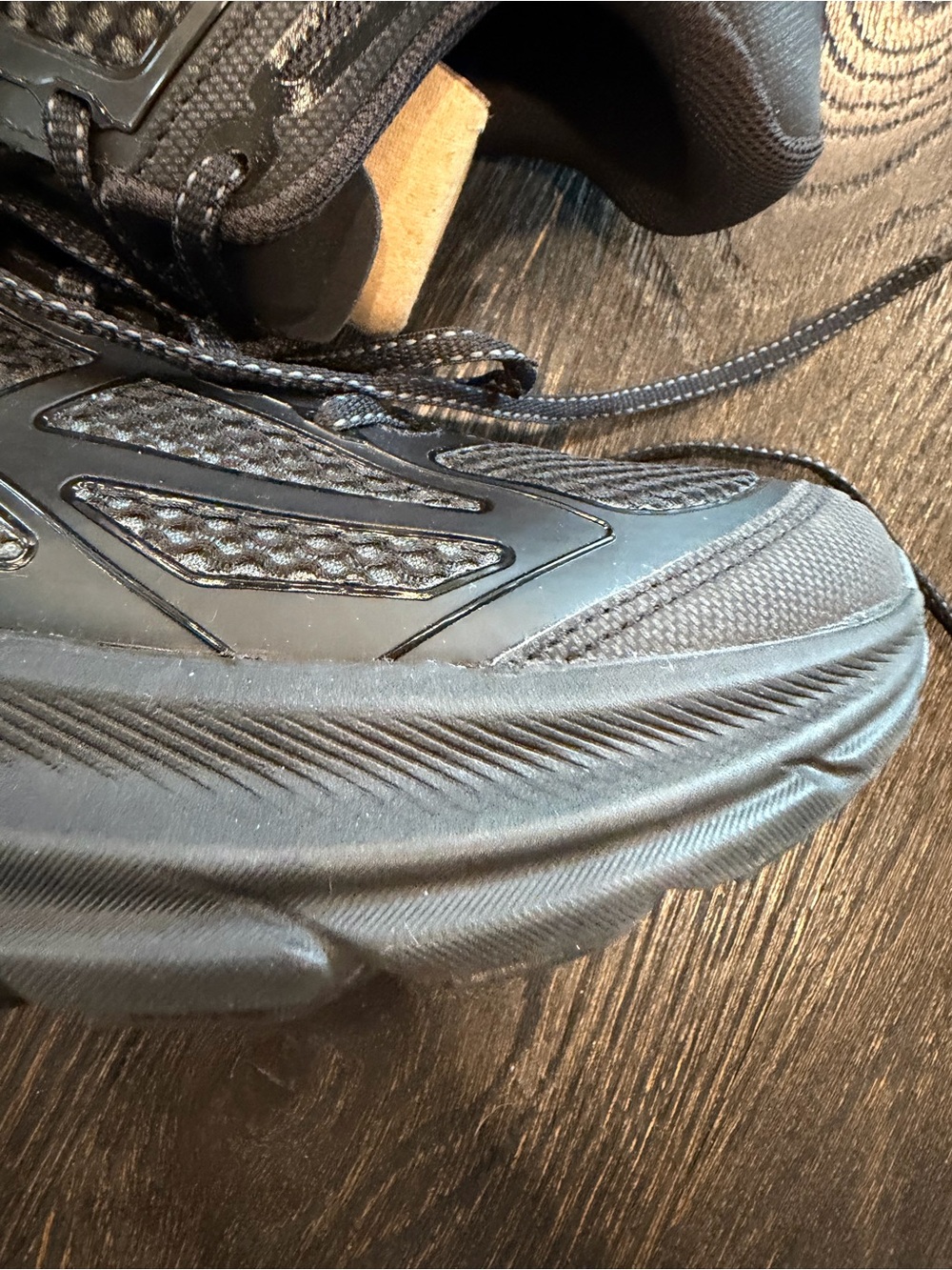 Hoka Clifton One9 Sneaker in Black / Carbon Black Mens 8 women’s 9 - Picture 3 of 10